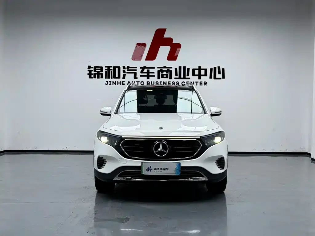 Mercedes-Benz EQB — фото 4
