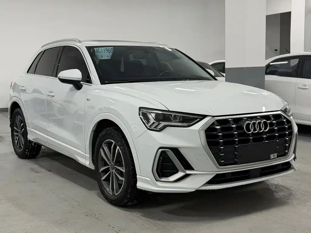 Audi Q3 — фото 7