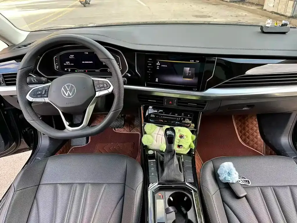 Volkswagen Passat — фото 10