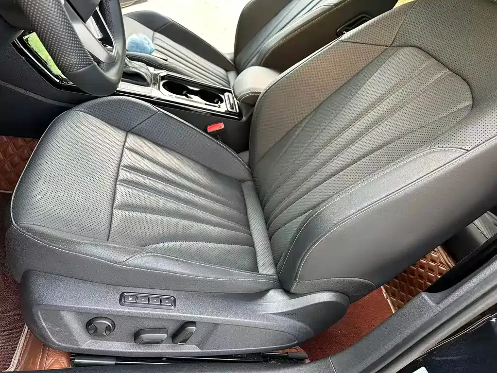 Volkswagen Passat — фото 9