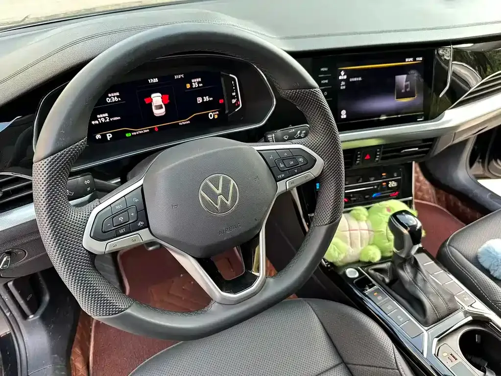 Volkswagen Passat — фото 5