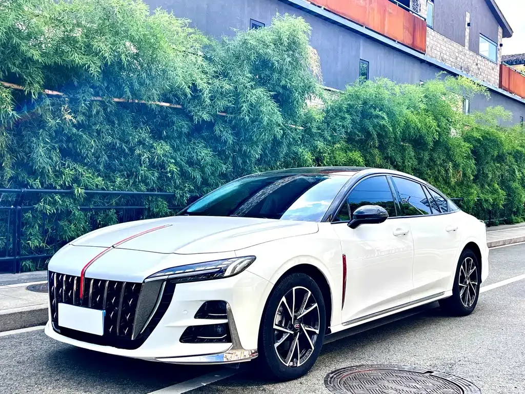 Hongqi H6 — фото 1