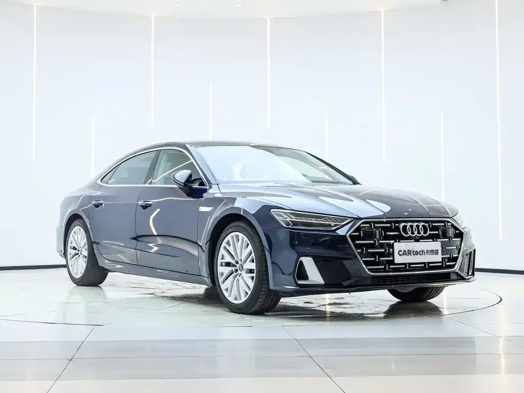 Audi A7L — фото 5
