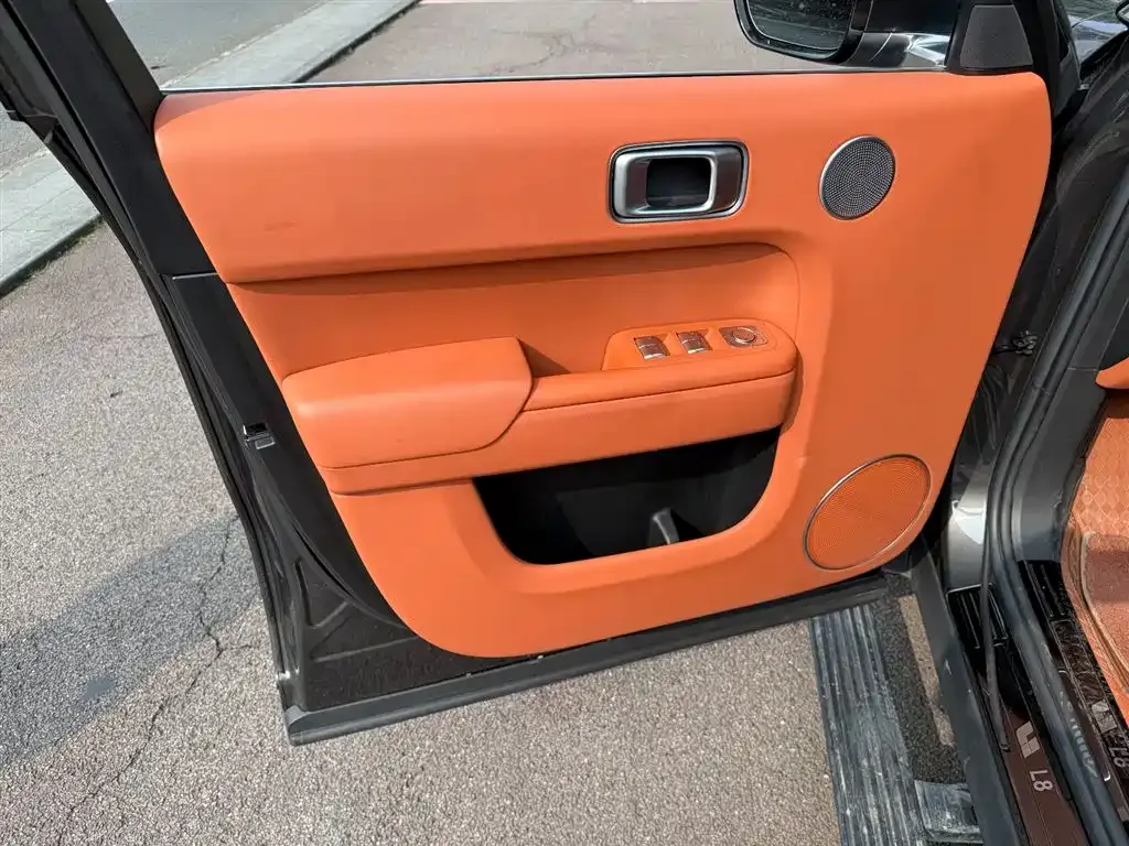 Li Auto L8 2024 из CN, фото 6