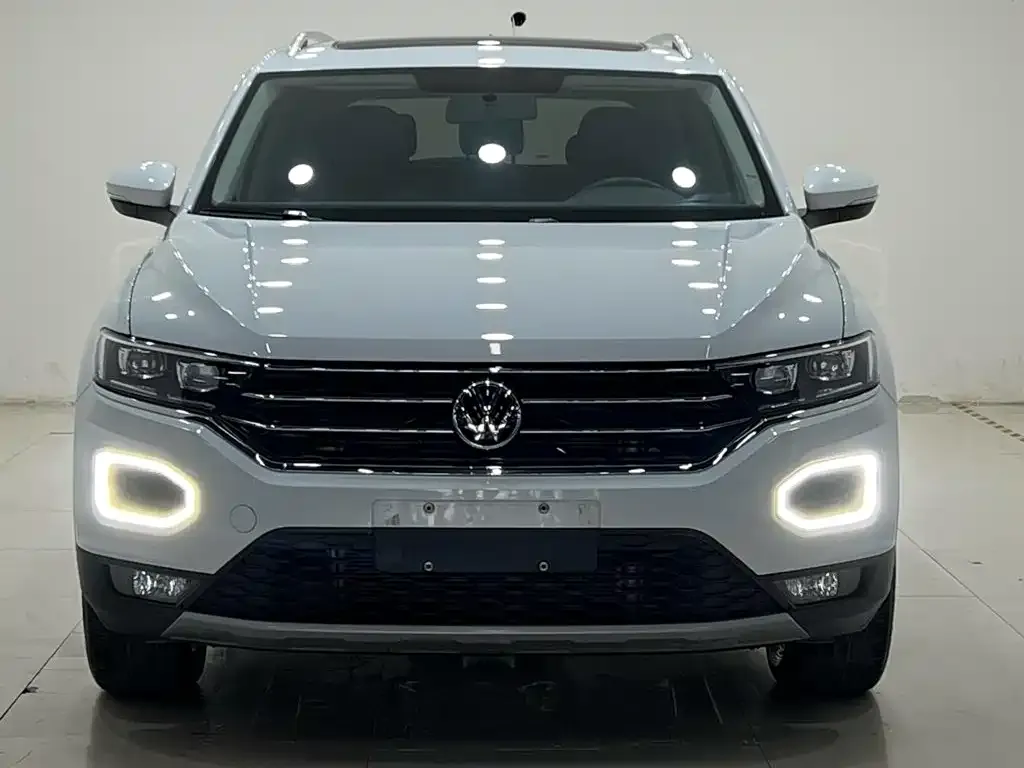 Volkswagen T-Roc — фото 3
