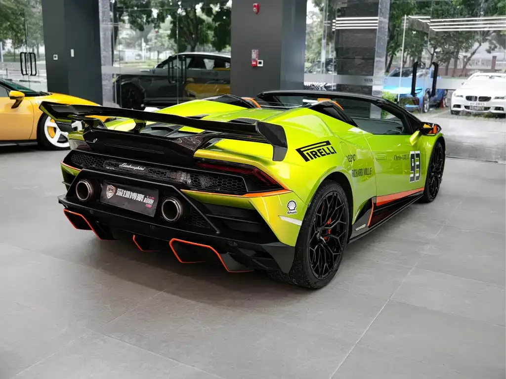 Lamborghini Huracan — фото 9