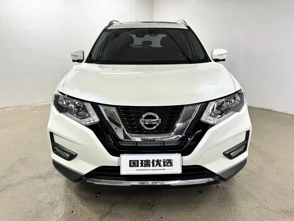 Nissan X-Trail — фото 10