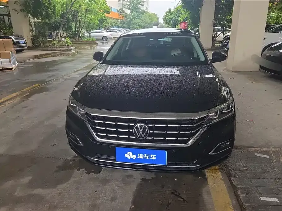 Volkswagen Passat — фото 10