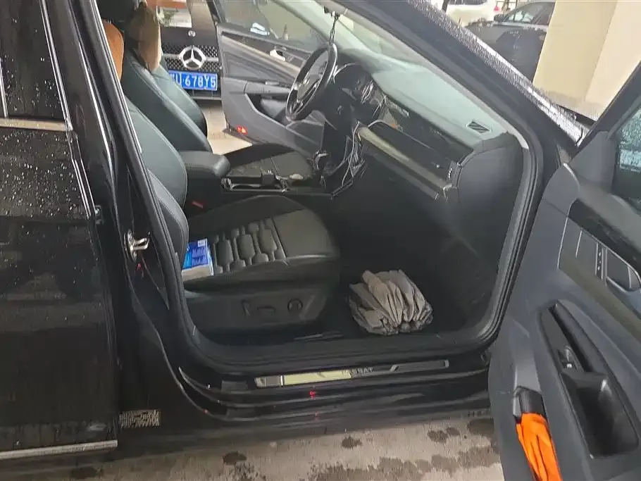 Volkswagen Passat — фото 6