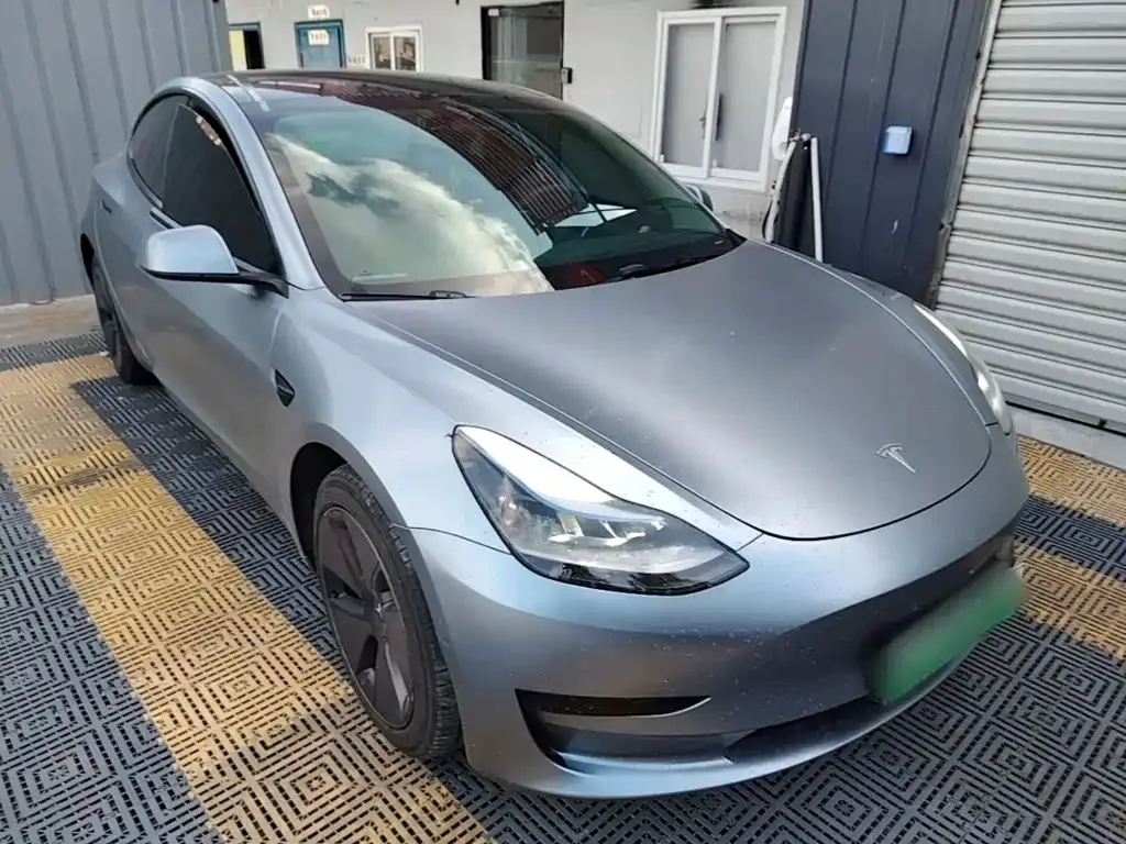 Tesla Model 3 — фото 6