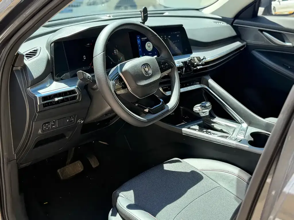Changan CS35PLUS 2023 из CN, фото 4