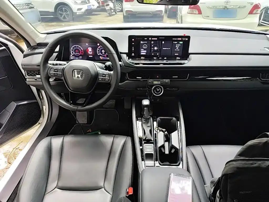 Honda Inspire — фото 3