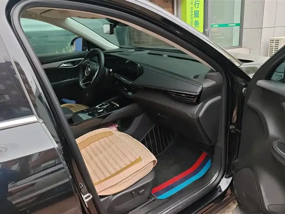 Buick Envision Plus — фото 7