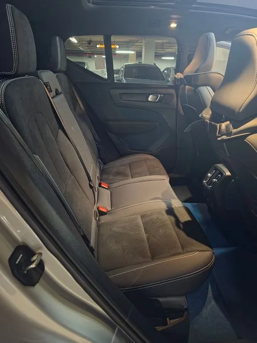Volvo XC40 2024 из KR, фото 5