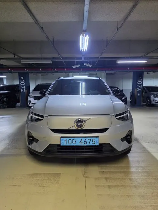 Volvo XC40 2024 из KR, фото 2