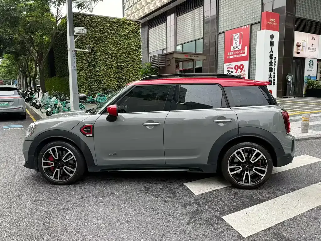 MINI Countryman JCW — фото 9