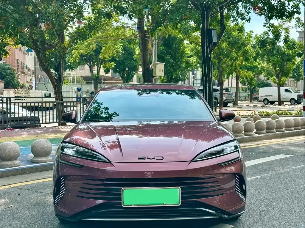 BYD Seal — фото 7