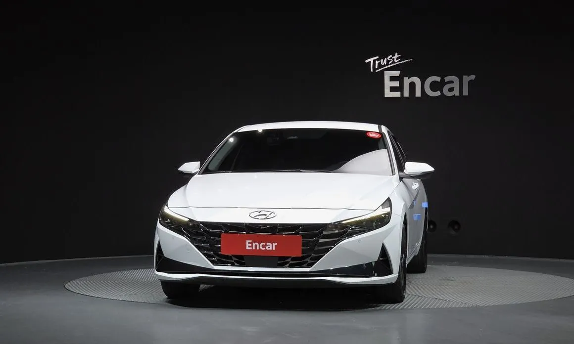 Hyundai AVANTE — фото 4