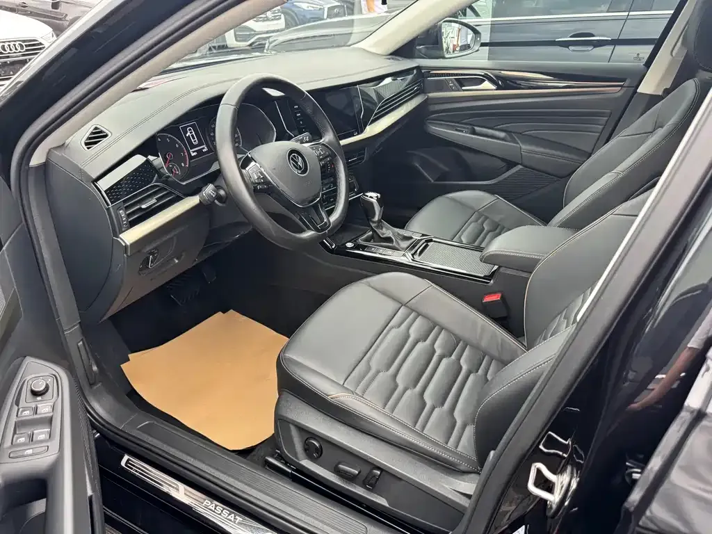 Volkswagen Passat — фото 4