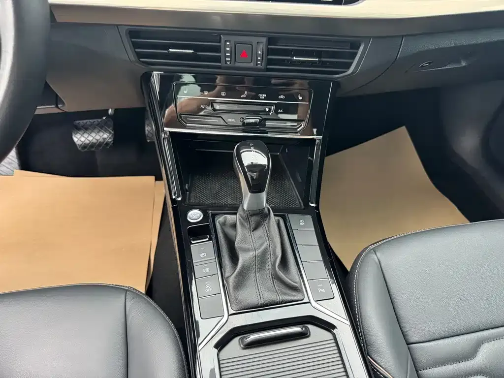 Volkswagen Passat — фото 10