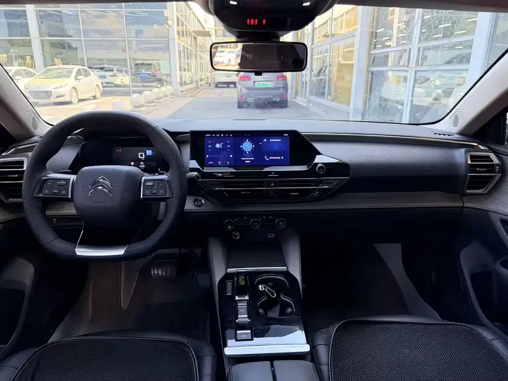 Citroen C5 X 2024 из CN, фото 2