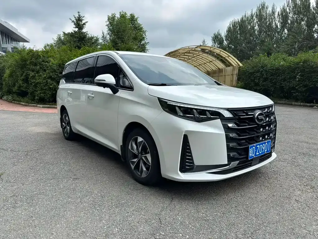 GAC Motor Trumpchi M6 — фото 10