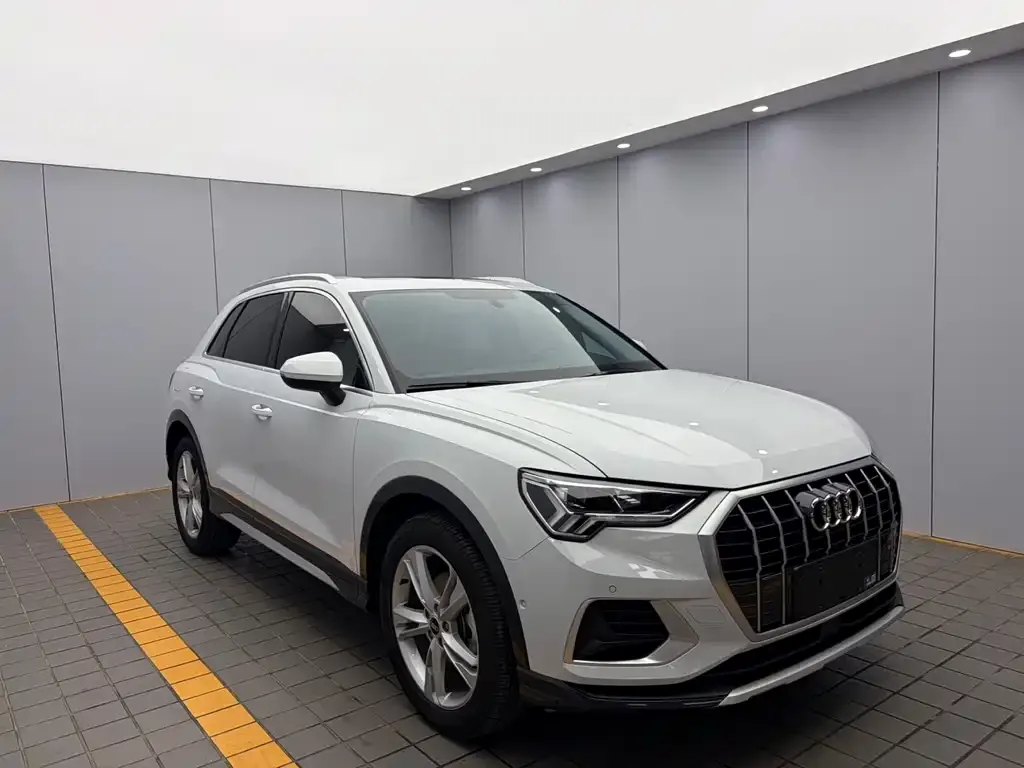 Audi Q3 — фото 4