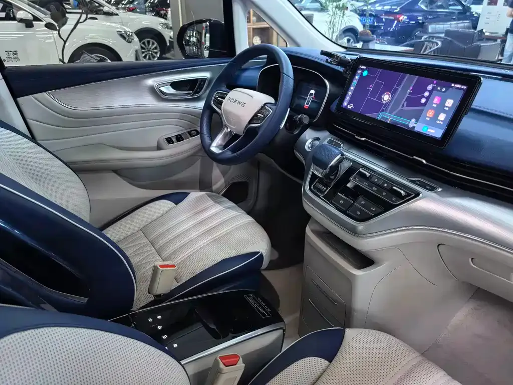Roewe iMAX8 — фото 10