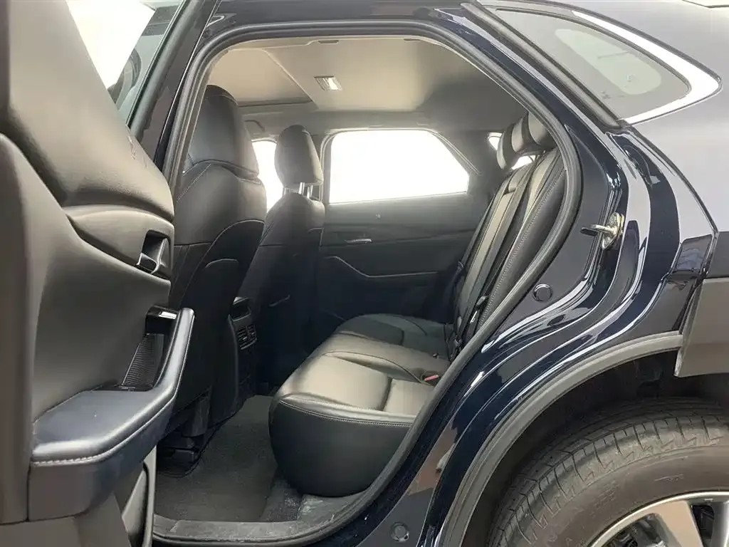 Mazda CX-30 — фото 3