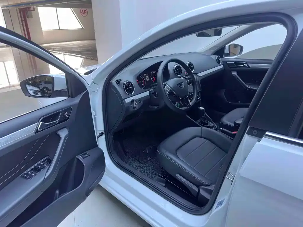 Jetta VA3 — фото 10