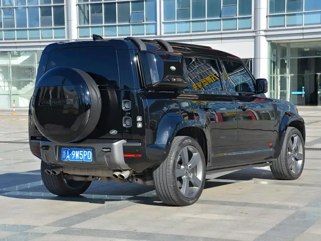 Land Rover Defender — фото 3