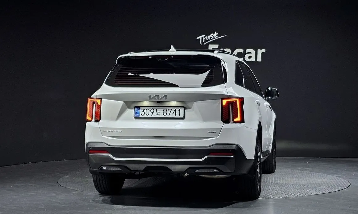 Kia Sorento — фото 6