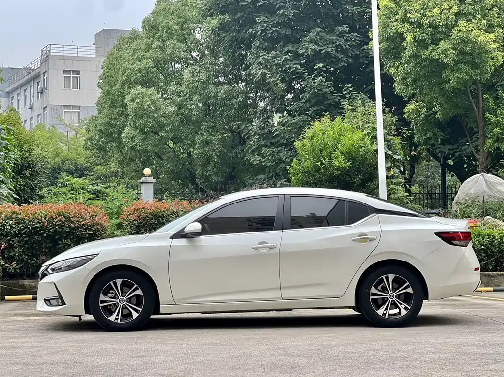 Nissan Sylphy 2023 из CN, фото 9