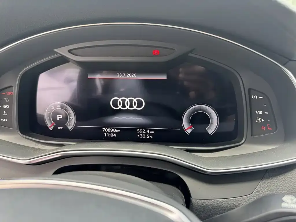 Audi A6L — фото 5