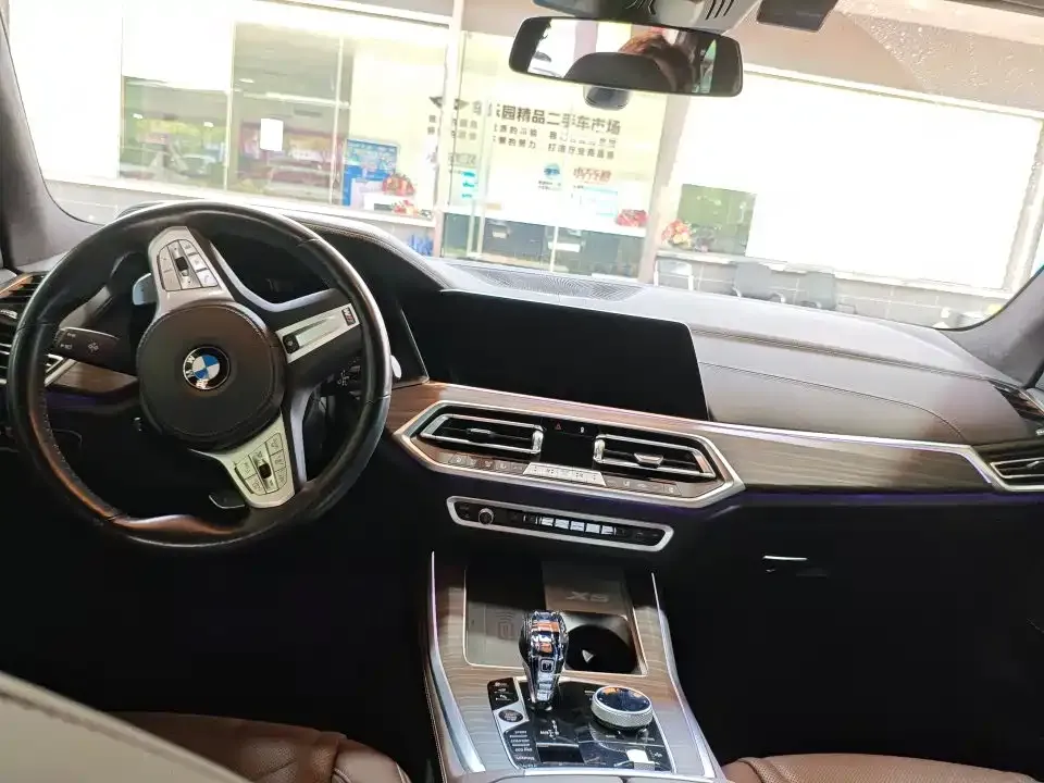 BMW X5 — фото 2