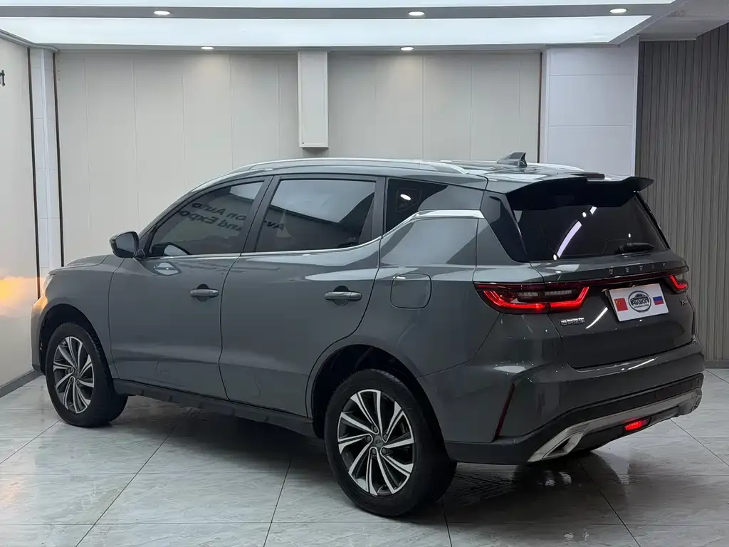 Geely Vision X6 — фото 10