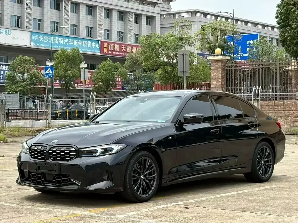 BMW 3 Series — фото 1