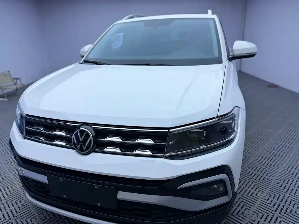Volkswagen T-Cross — фото 6