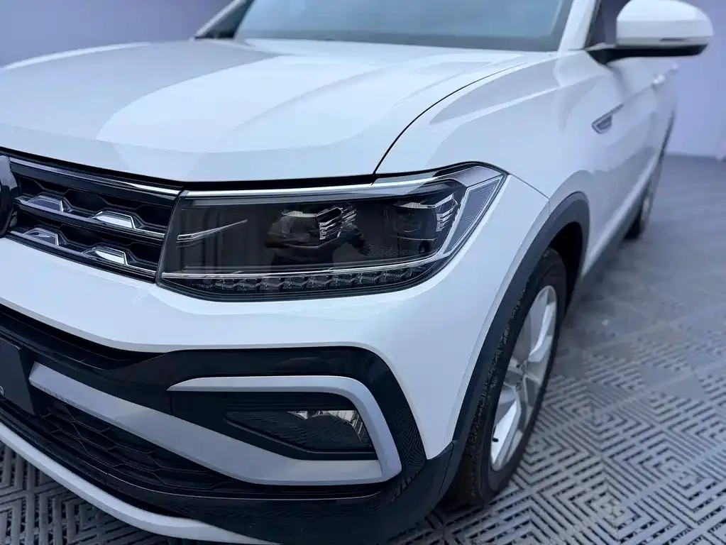 Volkswagen T-Cross — фото 4