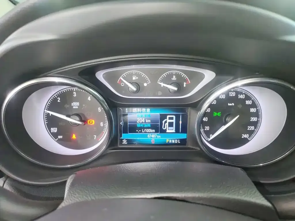 Buick Envision Plus — фото 4