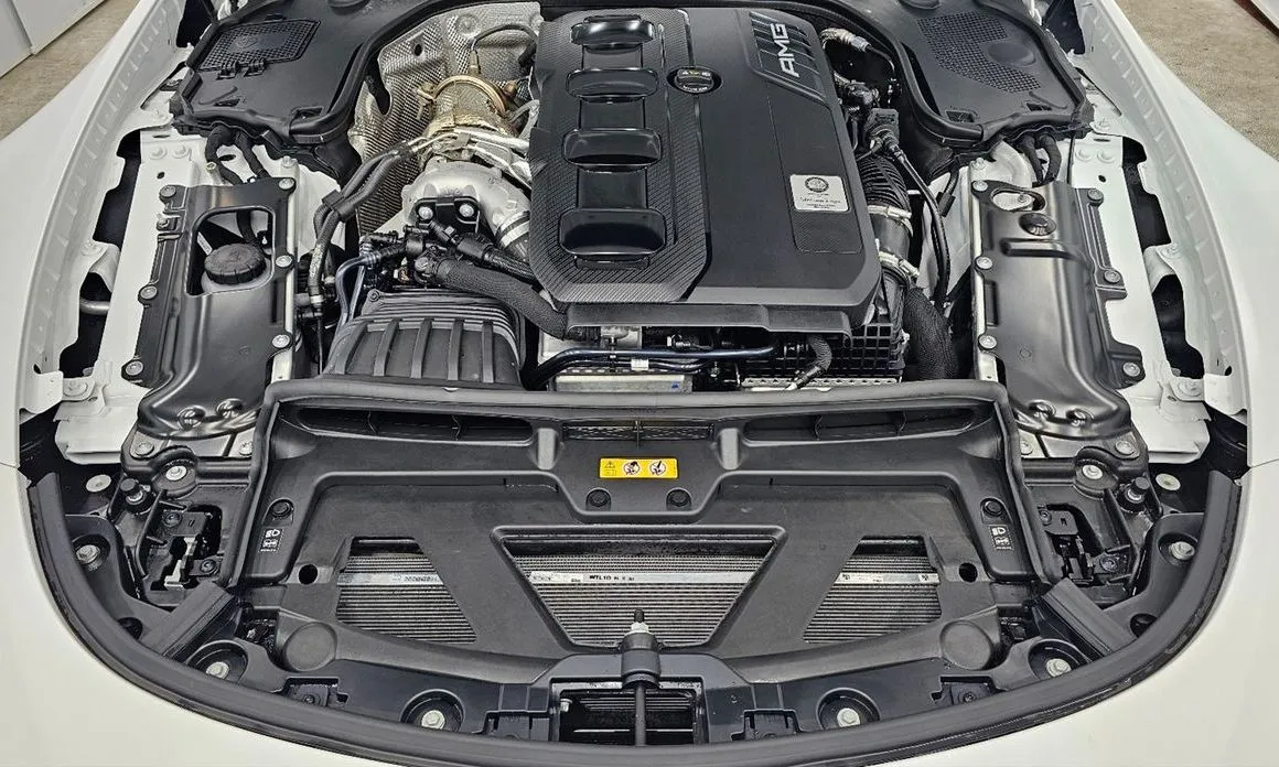 Mercedes-Benz SL-Class 2025 из KR, фото 7