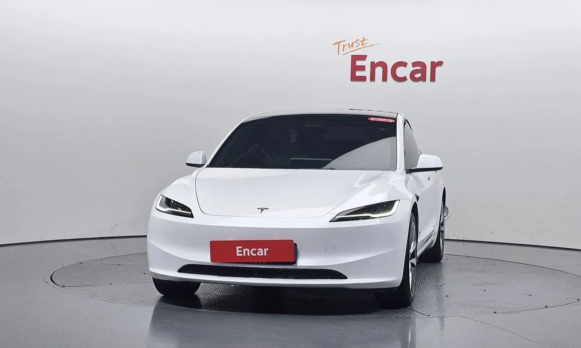 Tesla Model 3 — фото 2