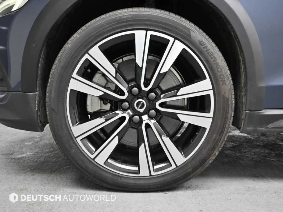 Volvo V60 2023 из KR, фото 3