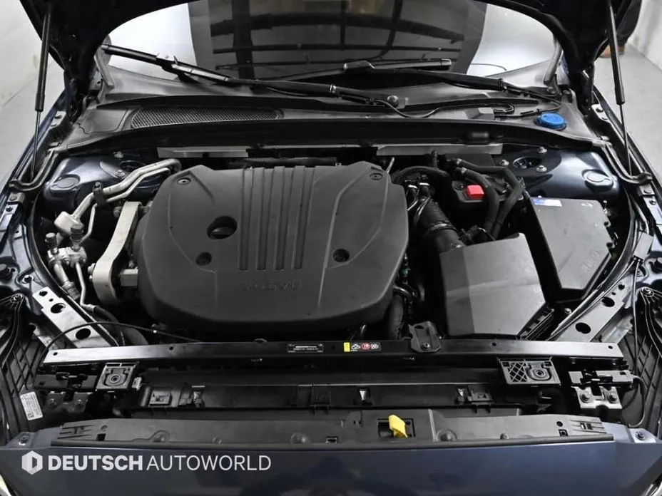 Volvo V60 2023 из KR, фото 6