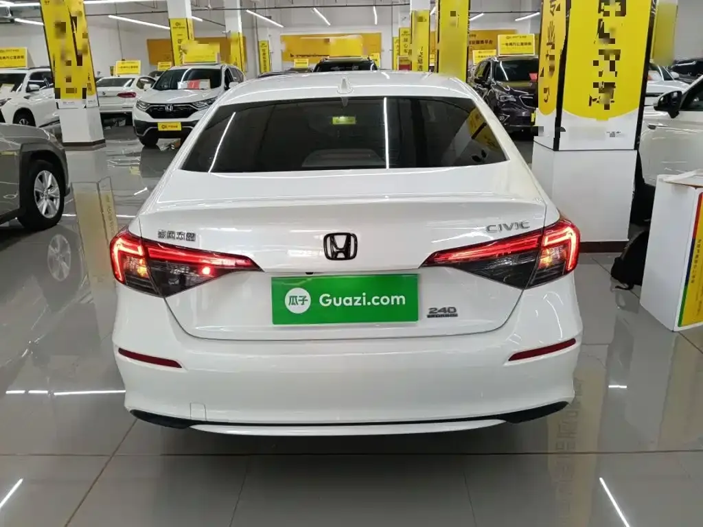 Honda Civic — фото 8