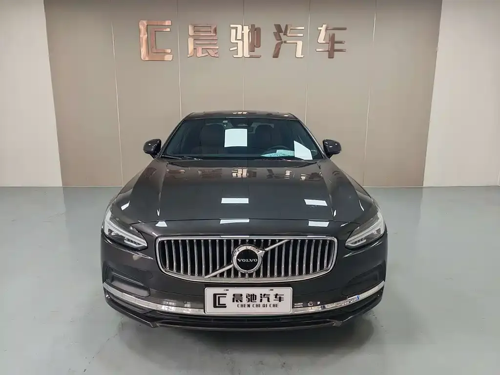 Volvo S90 — фото 9