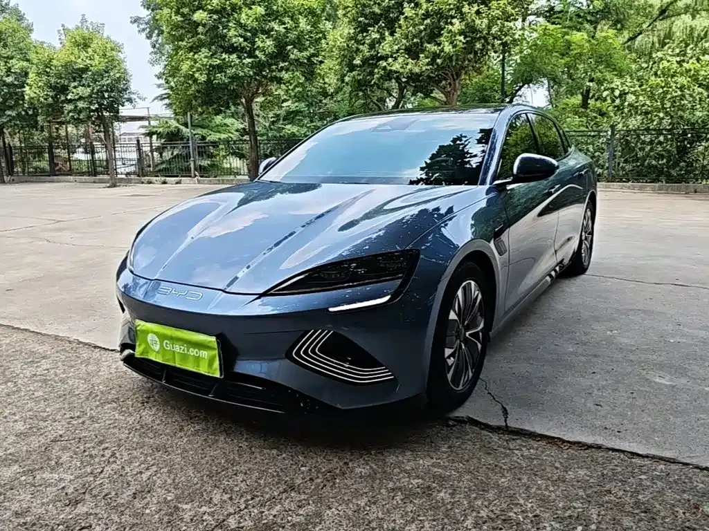 BYD Seal — фото 8