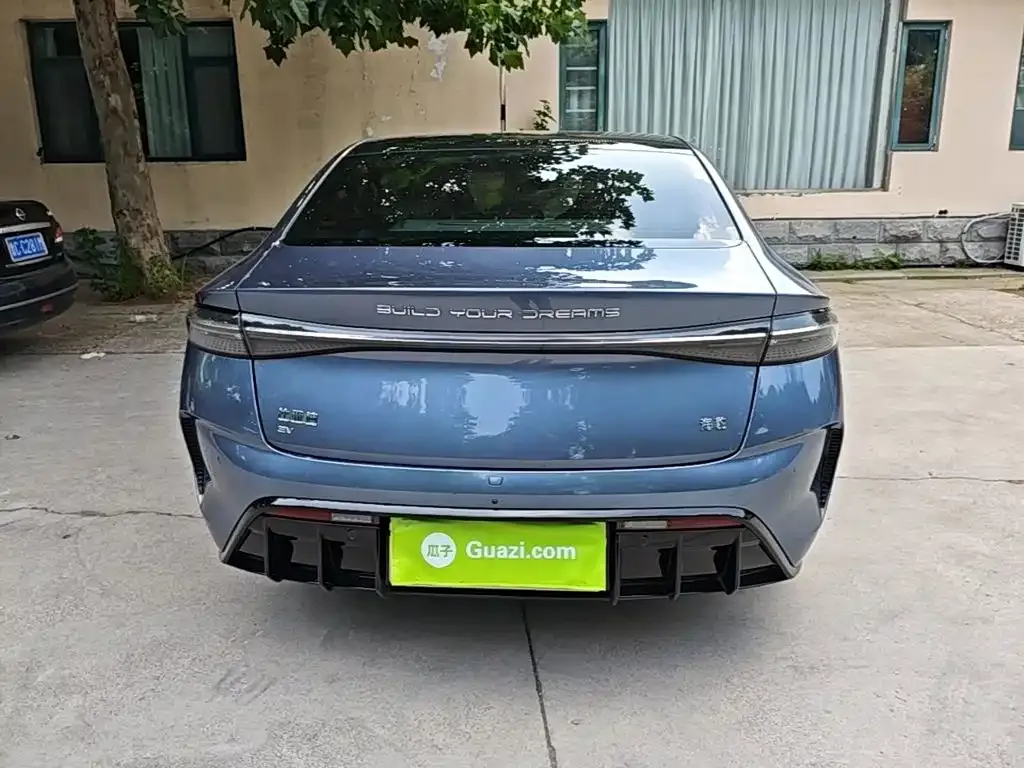 BYD Seal — фото 7