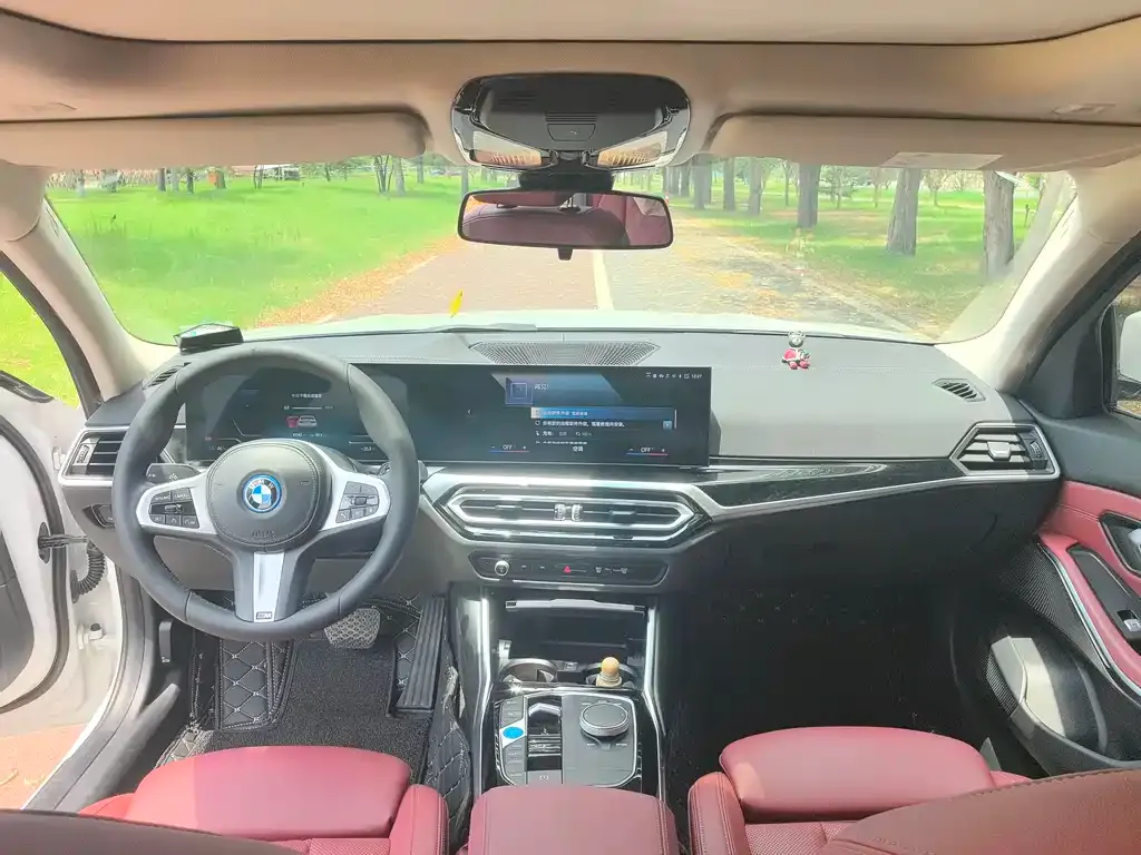 BMW i3 — фото 3