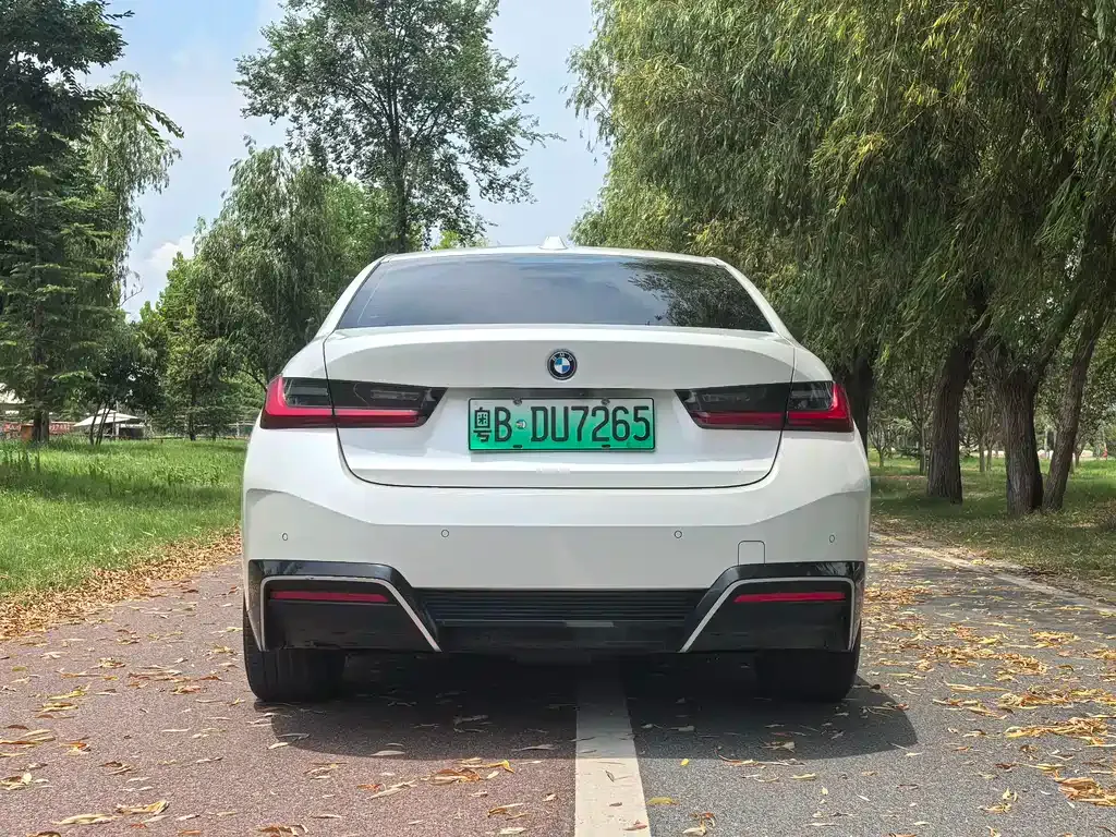 BMW i3 — фото 6
